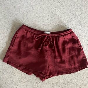 XS Gentle Fawn silky burgundy shorts